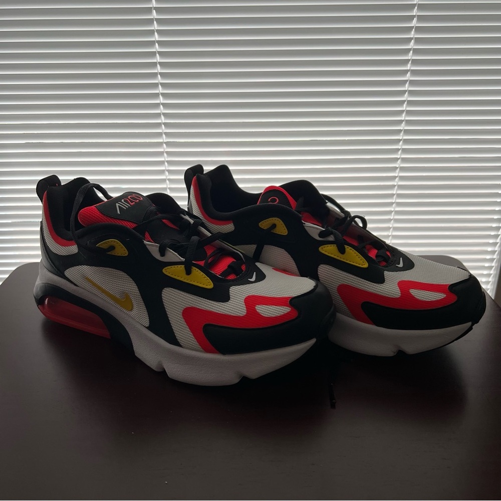 Nike Air 8.5
